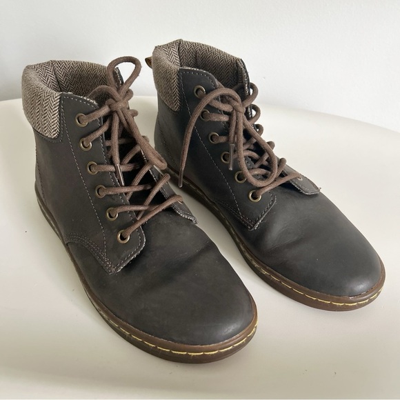 Dr. Martens Womens Maelly Padded Collar - Picture 1 of 11